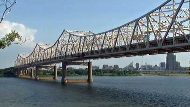 Bridge inspections this week for Clark, Kennedy, Sherman Minton